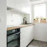 Apartment White - Free Parking *